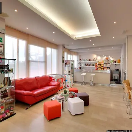 Otel Kiss Cesenatico