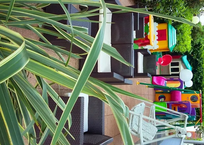 Kiss 3* تْشيزيناتيكو