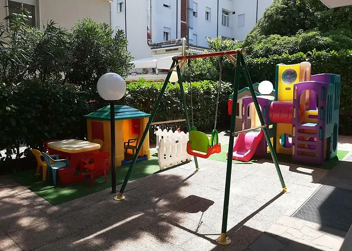 فندق Kiss تْشيزيناتيكو